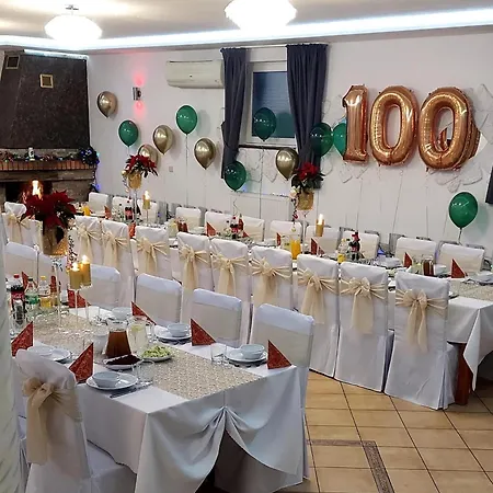 Bed & Breakfast Urychertow 3*